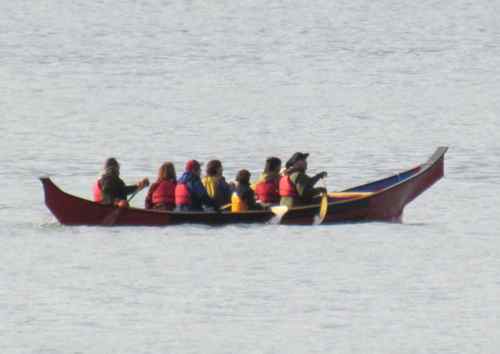 Tlingit canoe (Photo: Mark A. Zeiger).