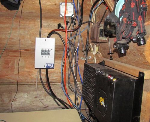 The new breaker box. Most of the wiring will be covered when I replace the sheetrock heat shield (Photo: Mark A. Zeiger).