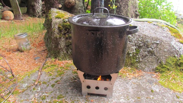 Cloudy Day Cube Stove